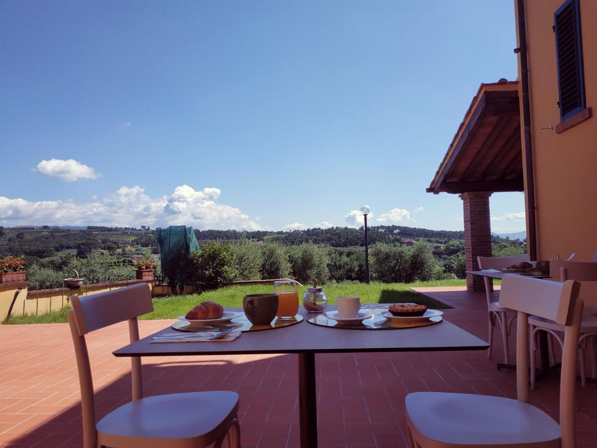 B&B La Casetta Монтекарло Екстериор снимка