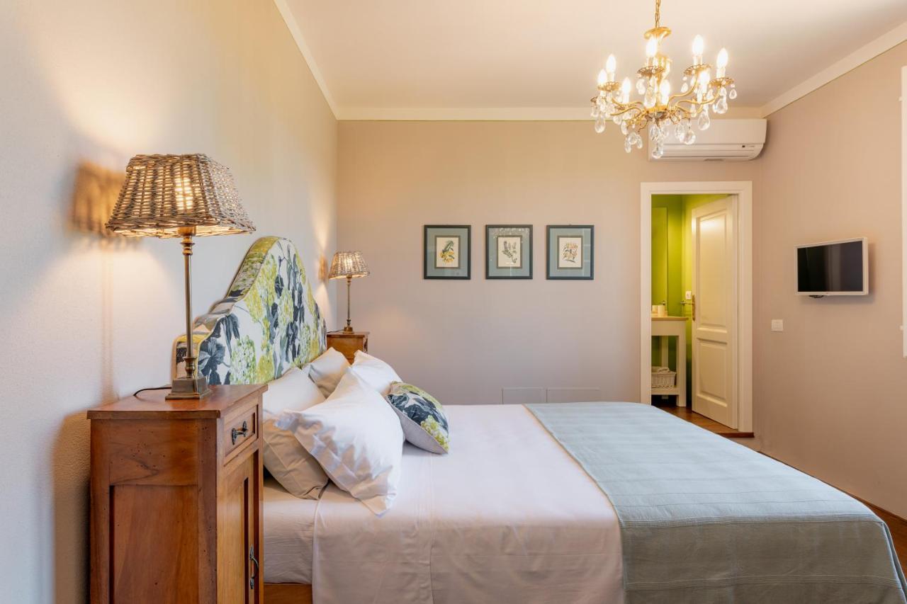 B&B La Casetta Монтекарло Екстериор снимка